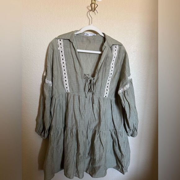 ZARA Boho Tiered Flowy Mini Dress Sz Small Loose Fit Lace Green Tie - Picture 3 of 8